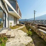 Villa Luxury Nature Near Ephesus With Heated Pool