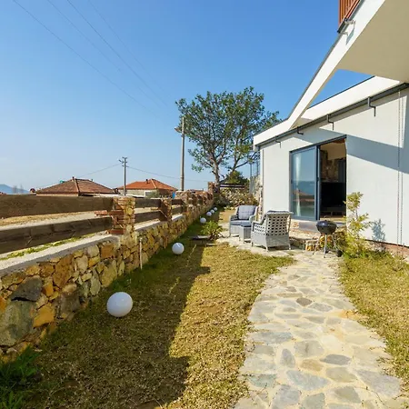 Luxury Nature Near Ephesus With Heated Pool Kusadasi